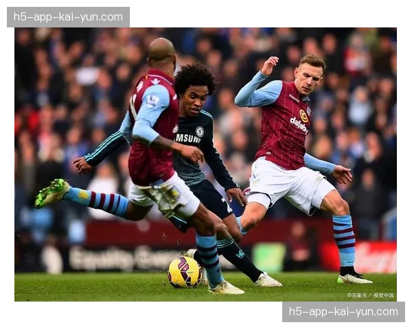 利物浦净胜球优势反超维拉 三连胜后欧冠资格争夺占据主动